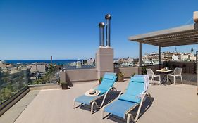 Jolly Suites